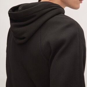 Everlane Black Waffle Knit Hoodie - Men’s Medium